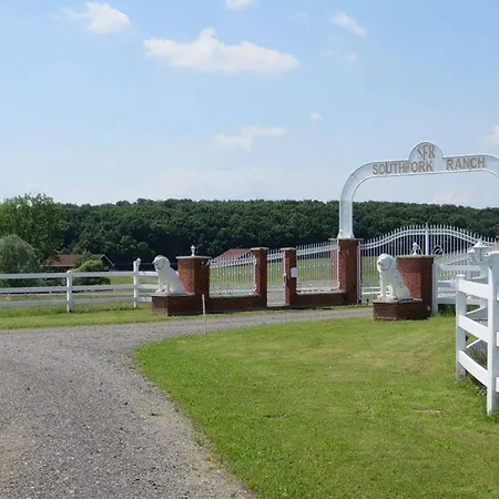 Glamping Lake-lodge // Dallas-southfork Ranch Campeggio